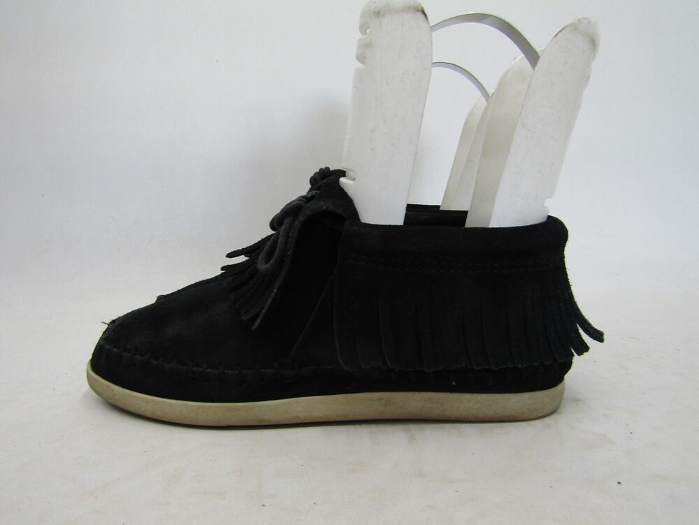 Minnetonka Womens Size 6 M Black Suede Laces Ankle Moccasins Bootie